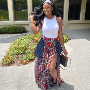 Meet your Posher, Leslie